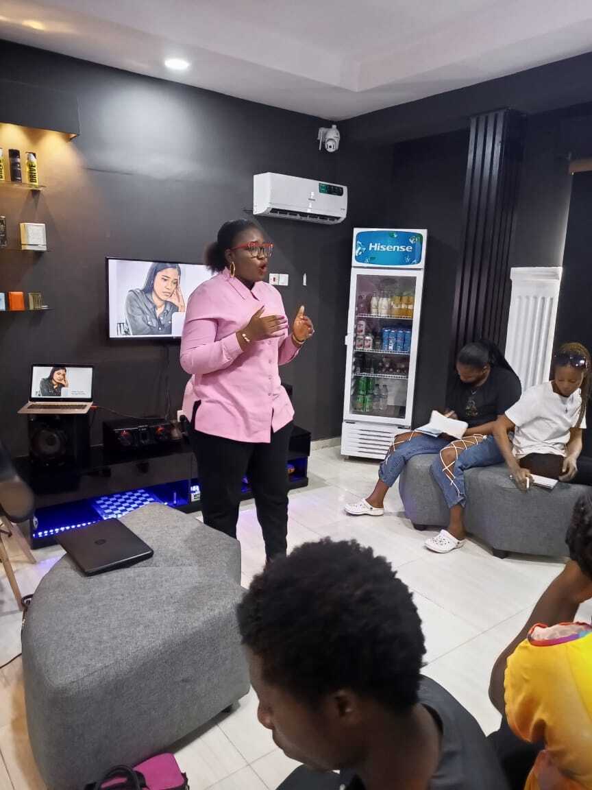 A customer experience session staff training